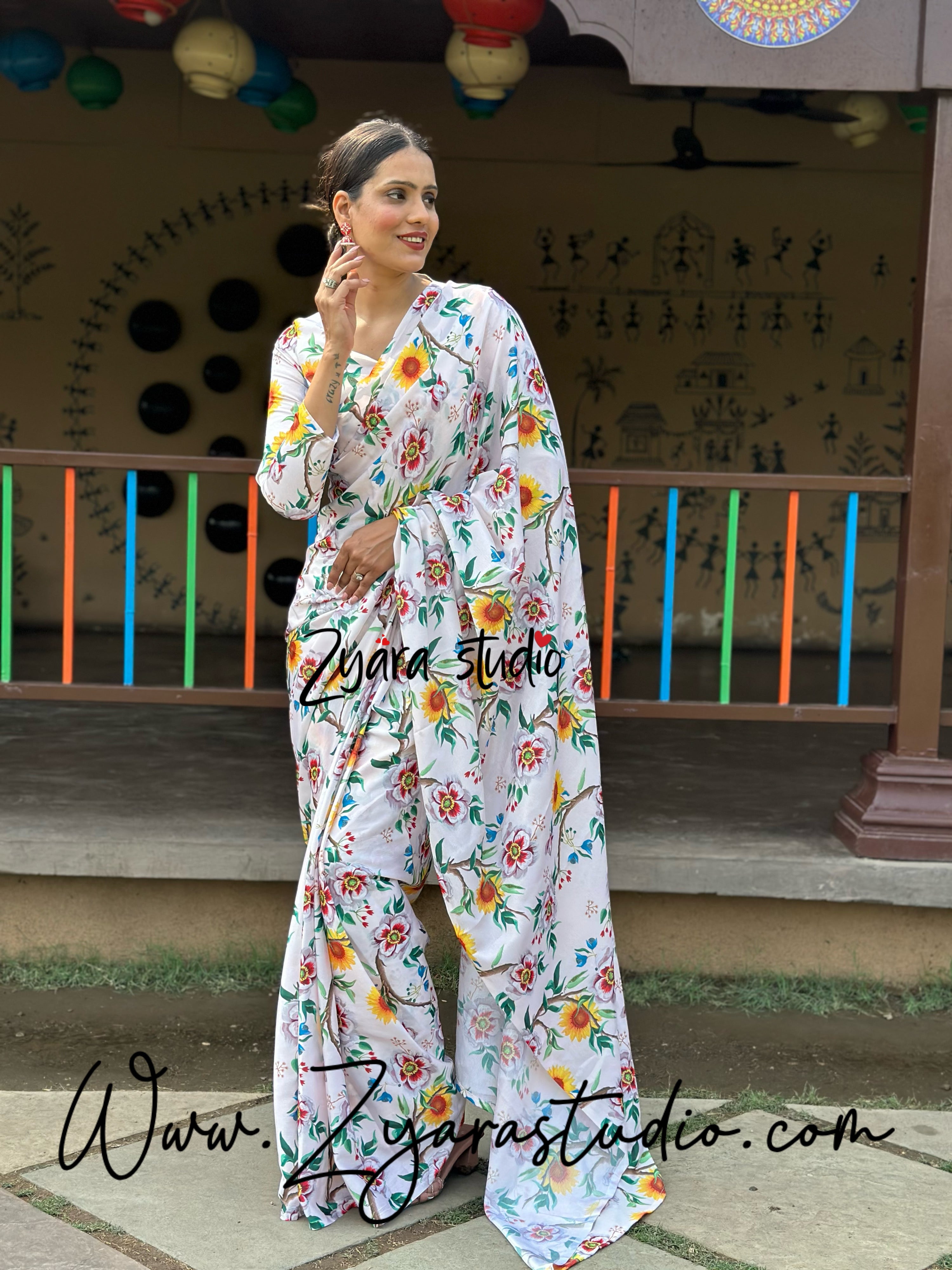 1-min ready to wear floral digital print saree with unstitch blouse. Rashmi