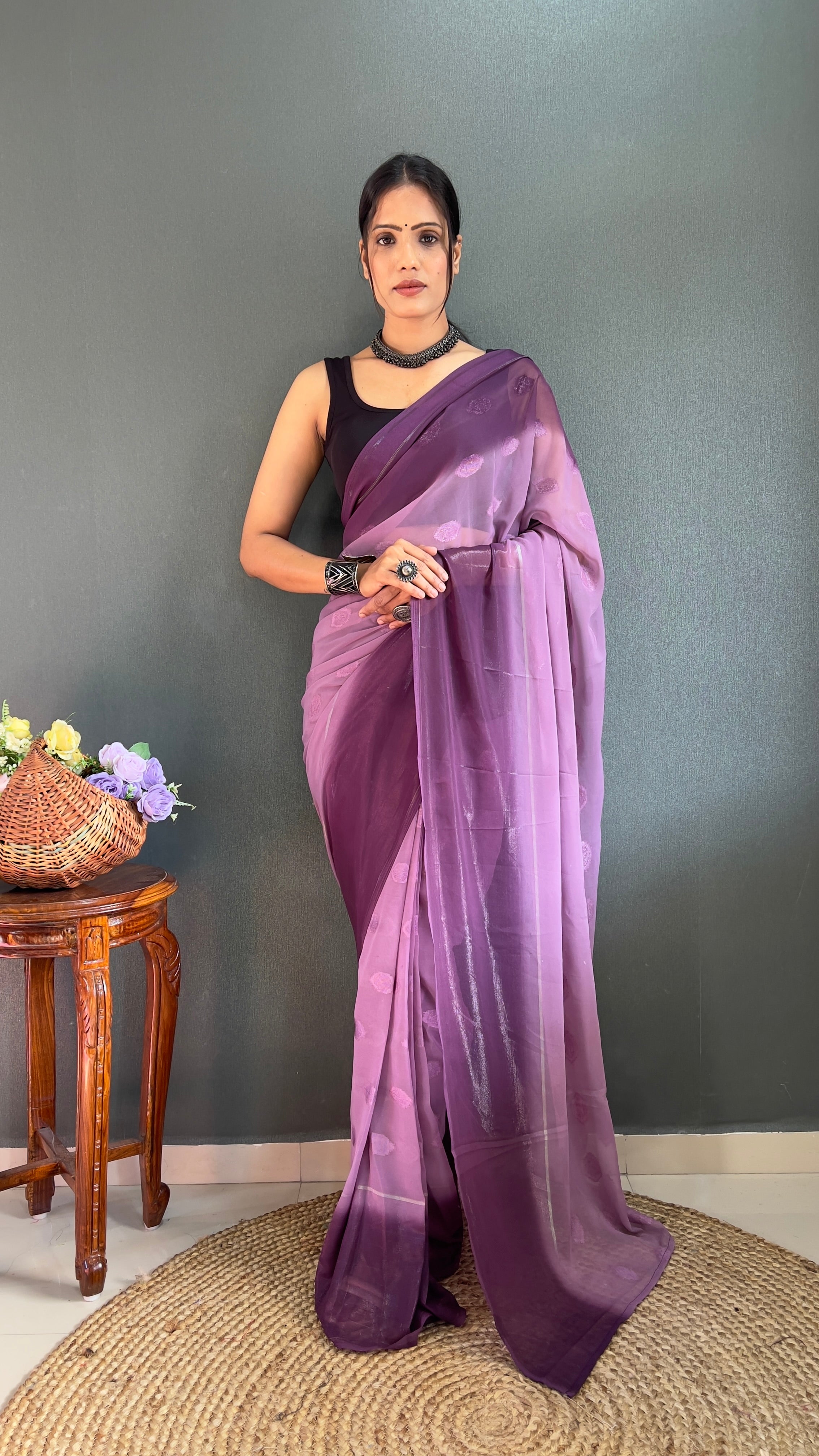 1 Min simmer butta design onion colour saree with unstiched blouse