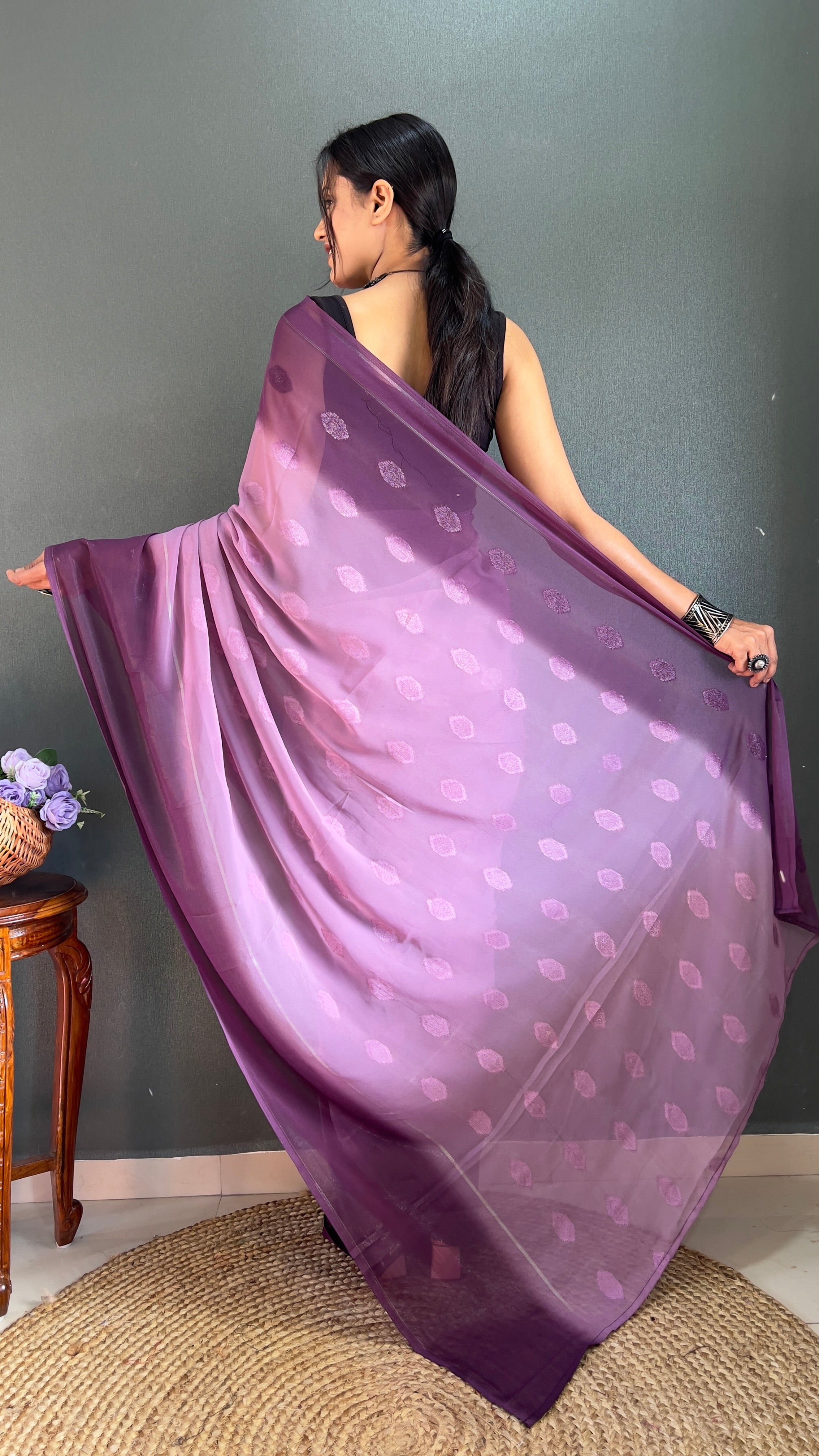 1 Min simmer butta design onion colour saree with unstiched blouse