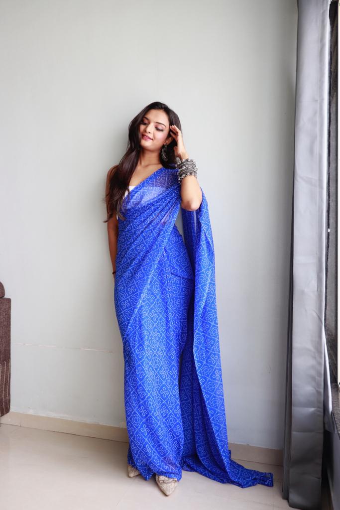 1-min ready to wear fox georgette bhandhani design saree in Blue color with unstitch blouse