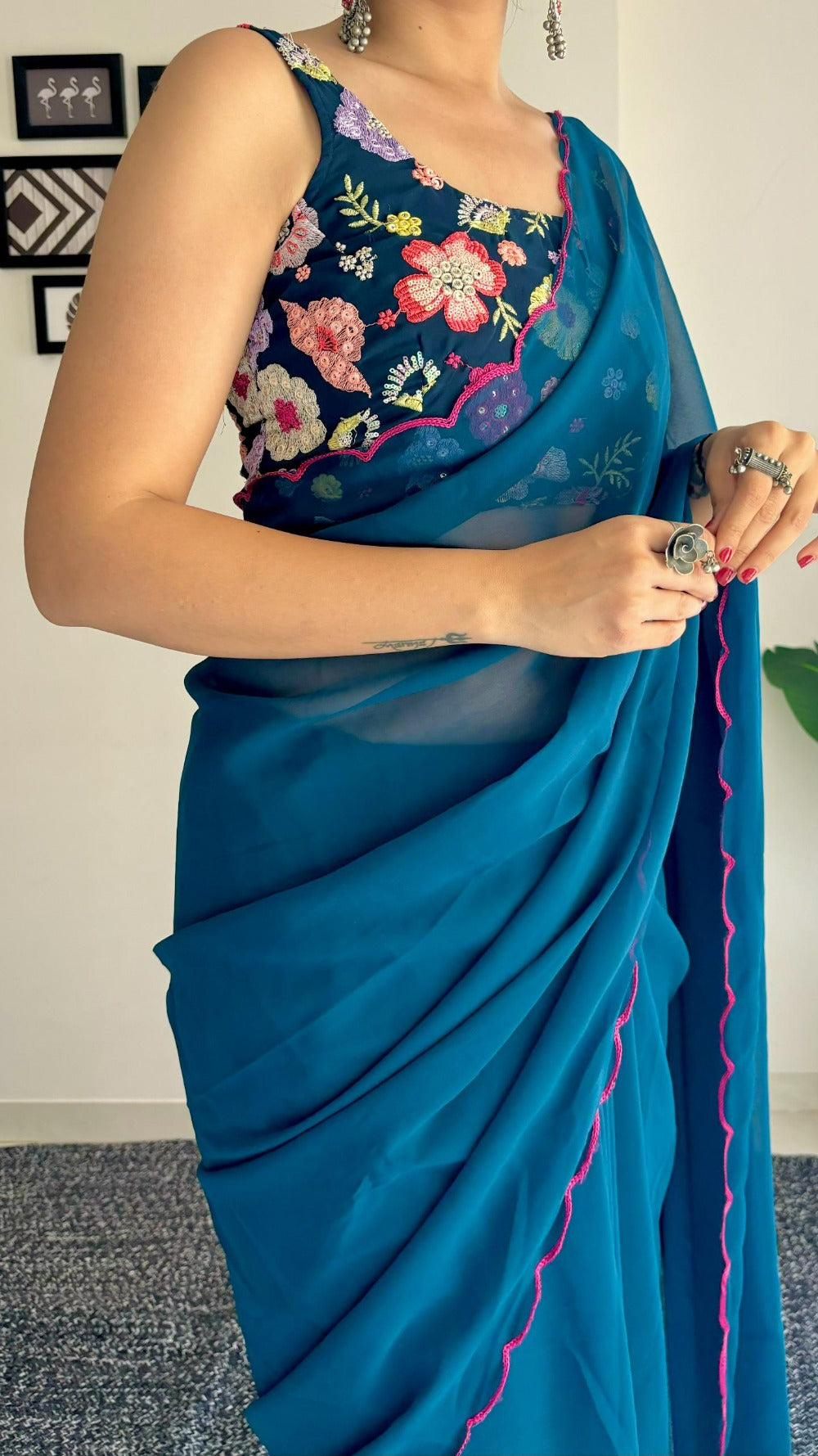 Sweta Firozi Saree: Fox Georgette with Unstitched Blouse