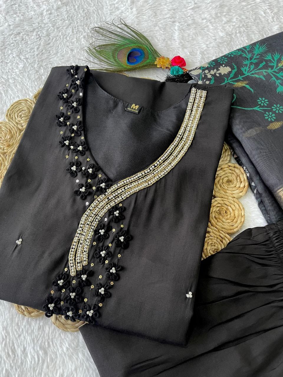 black Hand Embroidered pearl and cutdana work On The Neck kurti set zs334