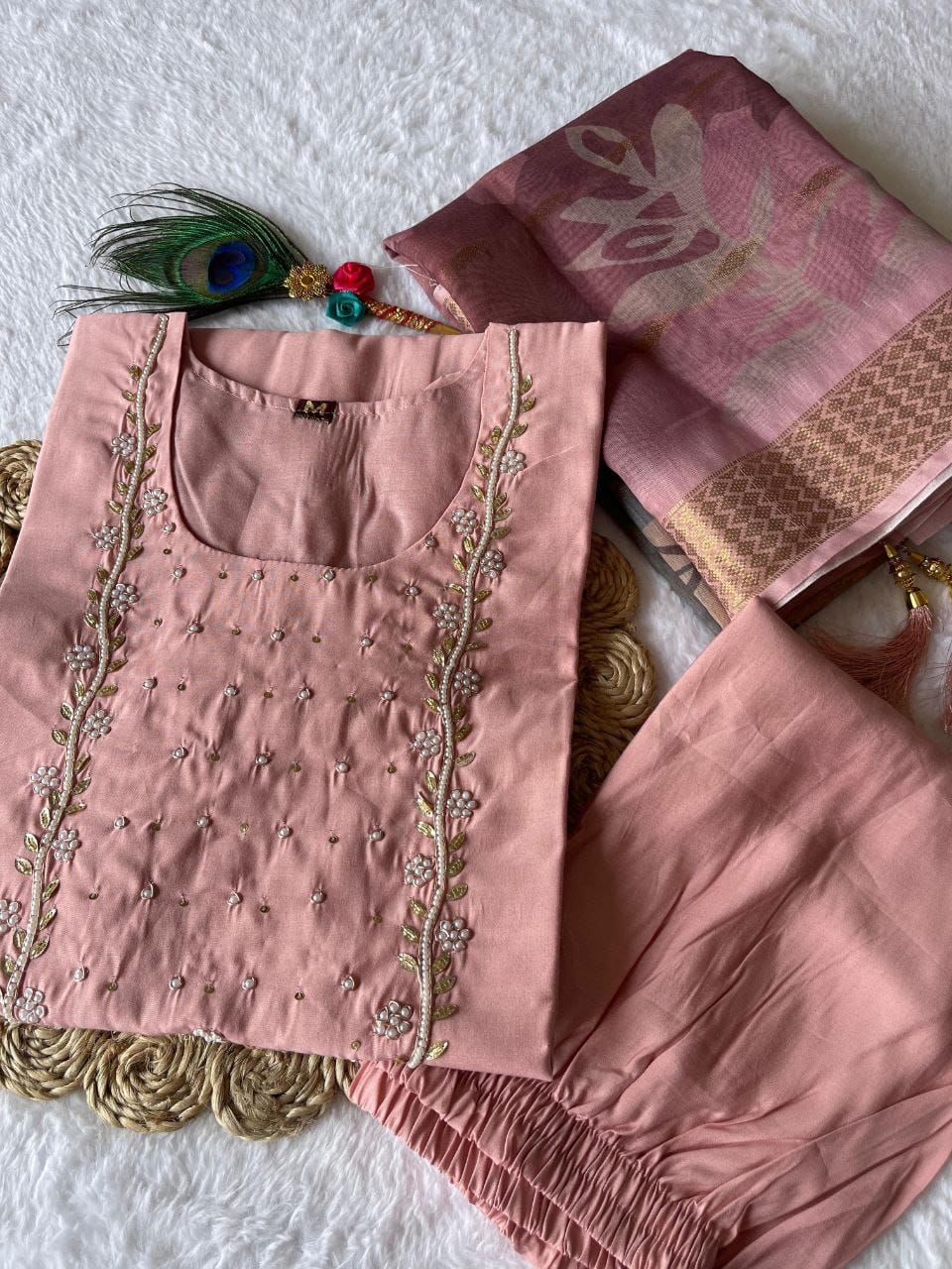 light pink Hand Embroidered pearl and cutdana work On The Neck kurti set zs319