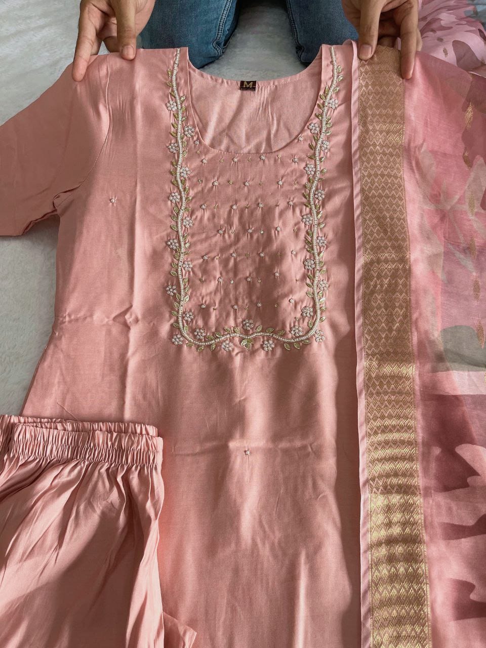 light pink Hand Embroidered pearl and cutdana work On The Neck kurti set zs319