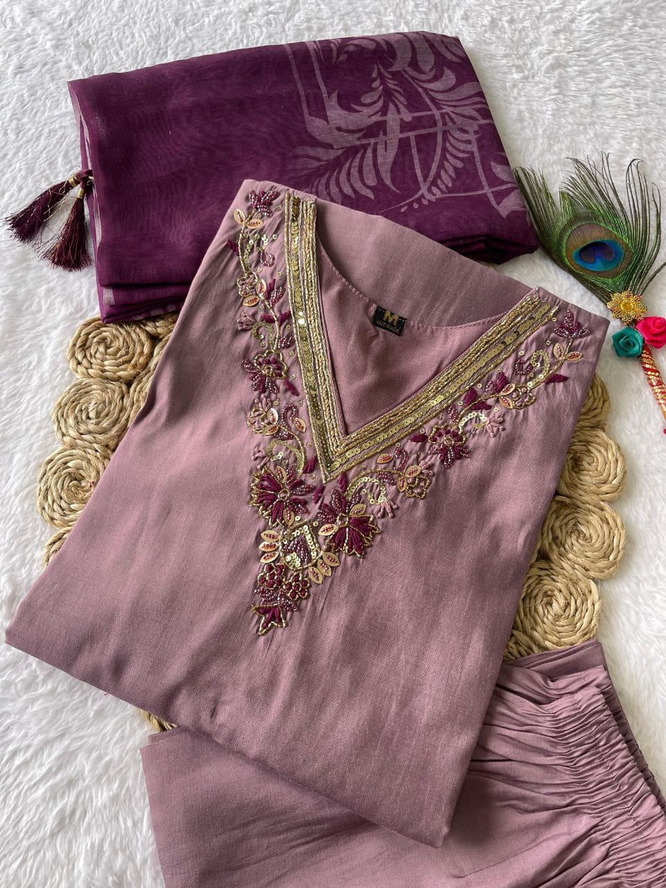 Ice Wine Hand Embroidered pearl and cutdana work On The Neck kurti set zs345