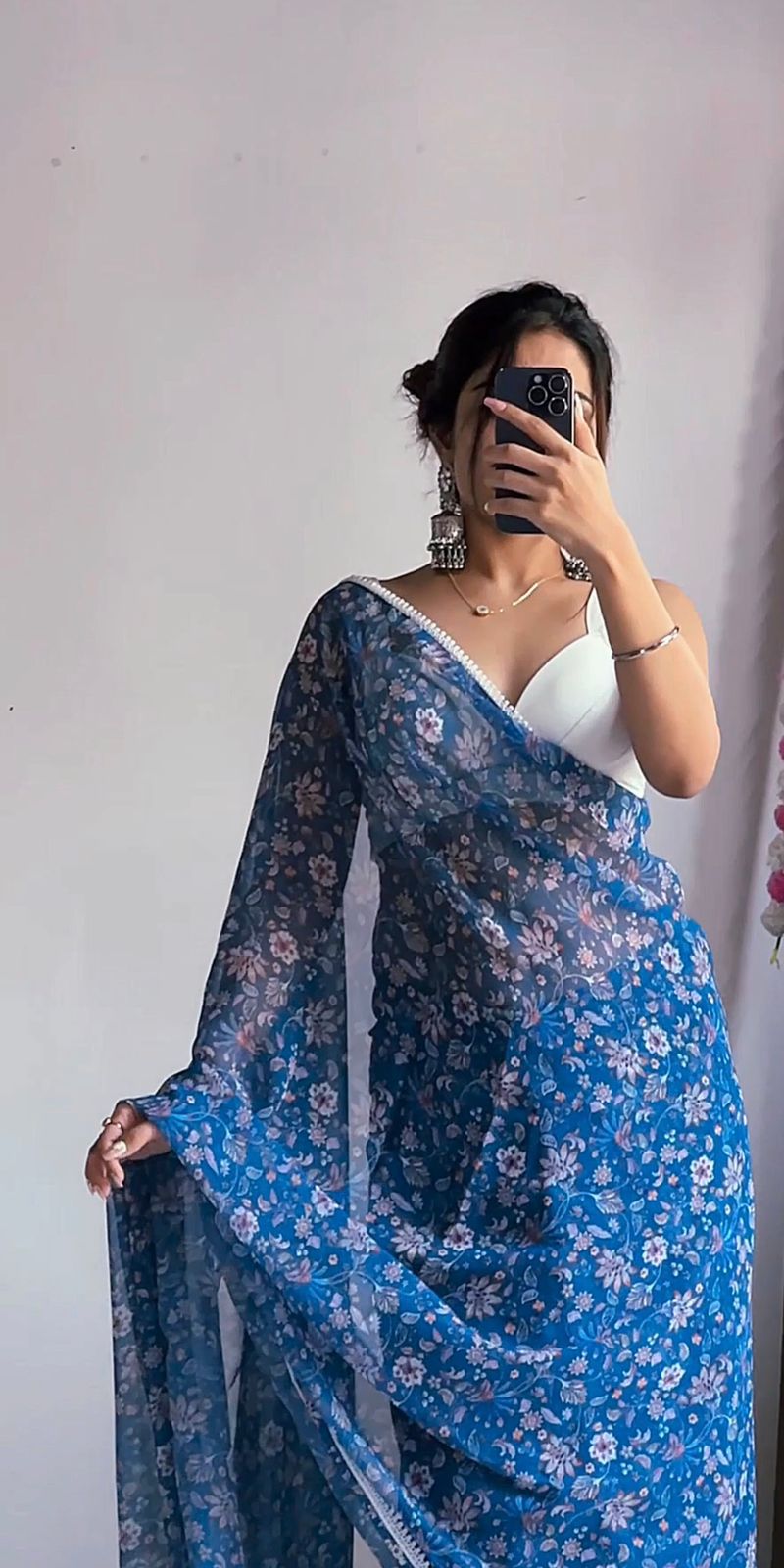 1 Minute Ready to Wear Disha Fox Georgette Digital Floral Saree.