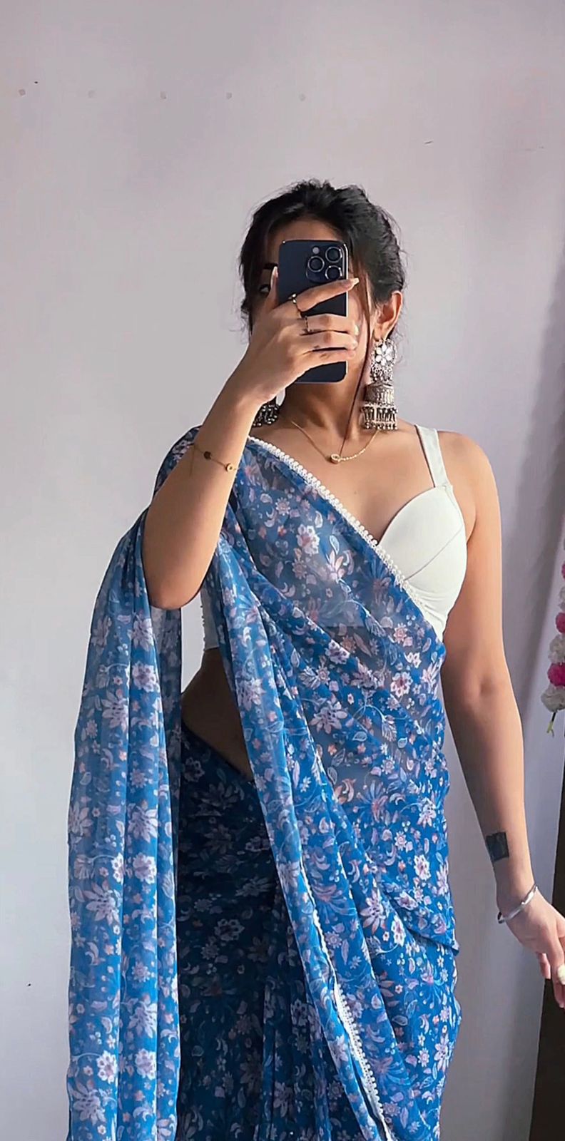 1 Minute Ready to Wear Disha Fox Georgette Digital Floral Saree.