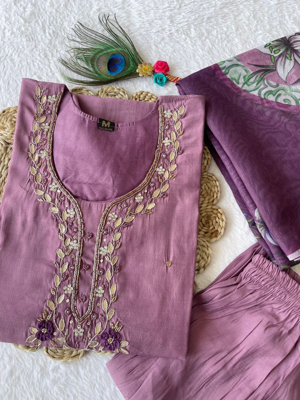 Light Wine Hand Embroidered pearl and cutdana work On The Neck kurti set zs355