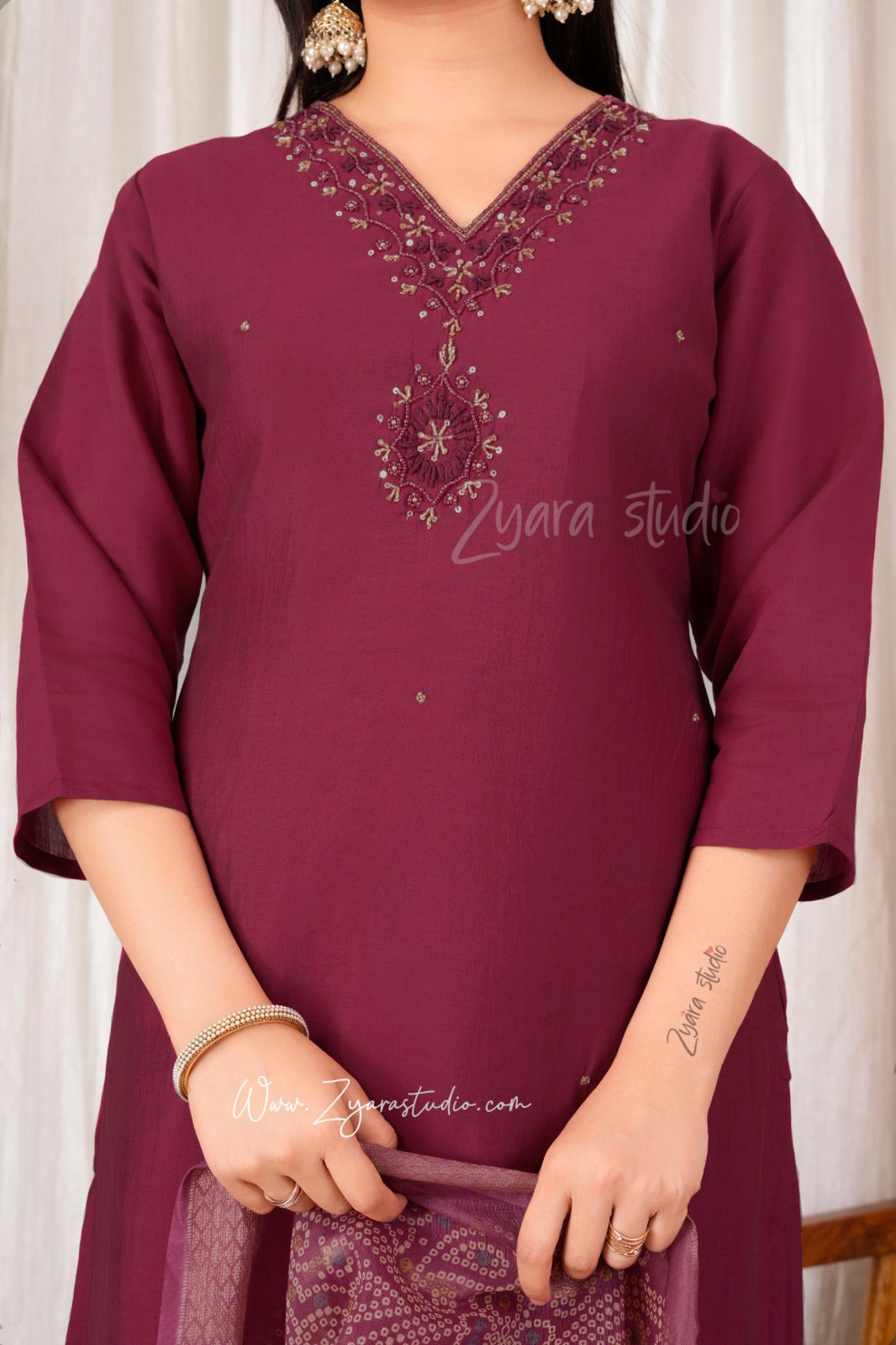 maroon Hand Embroidered pearl and cutdana work On The Neck kurti set zs328