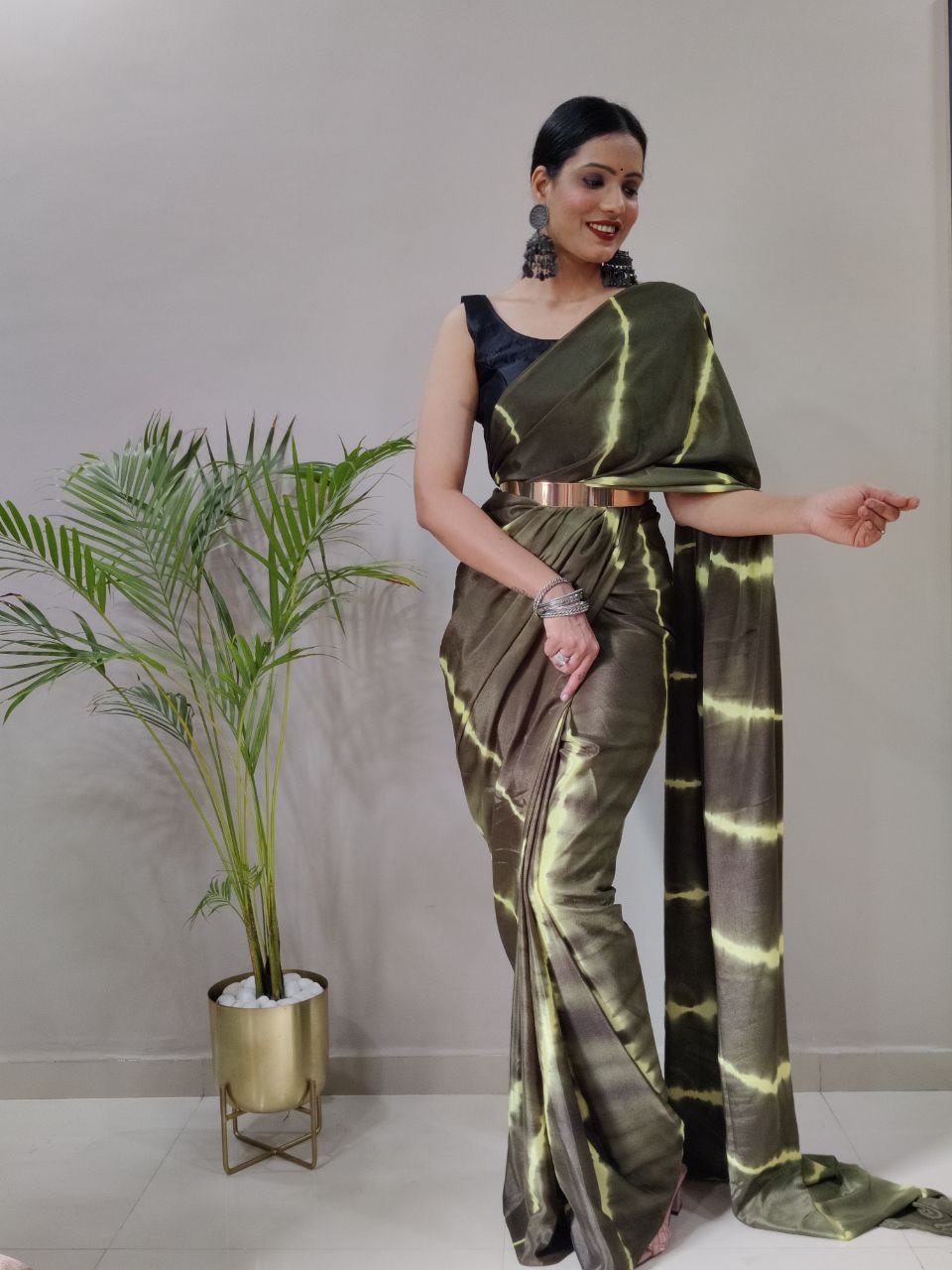 1-min ready to wear chinon leriya design saree with unstitch blouse.  LERIYA MEHENDI